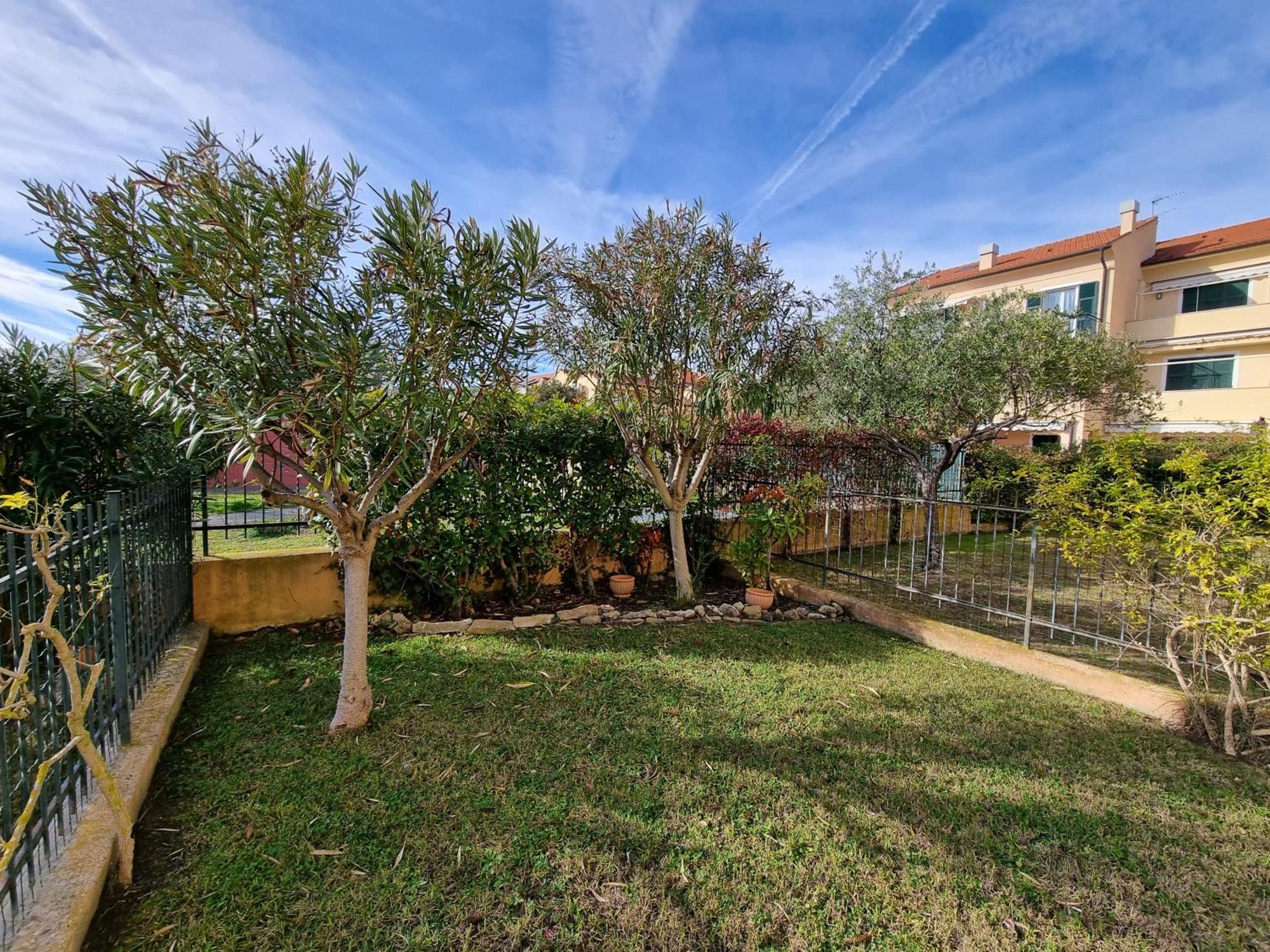 Appartamento La Casa Di Freddy Loano Buitenkant foto