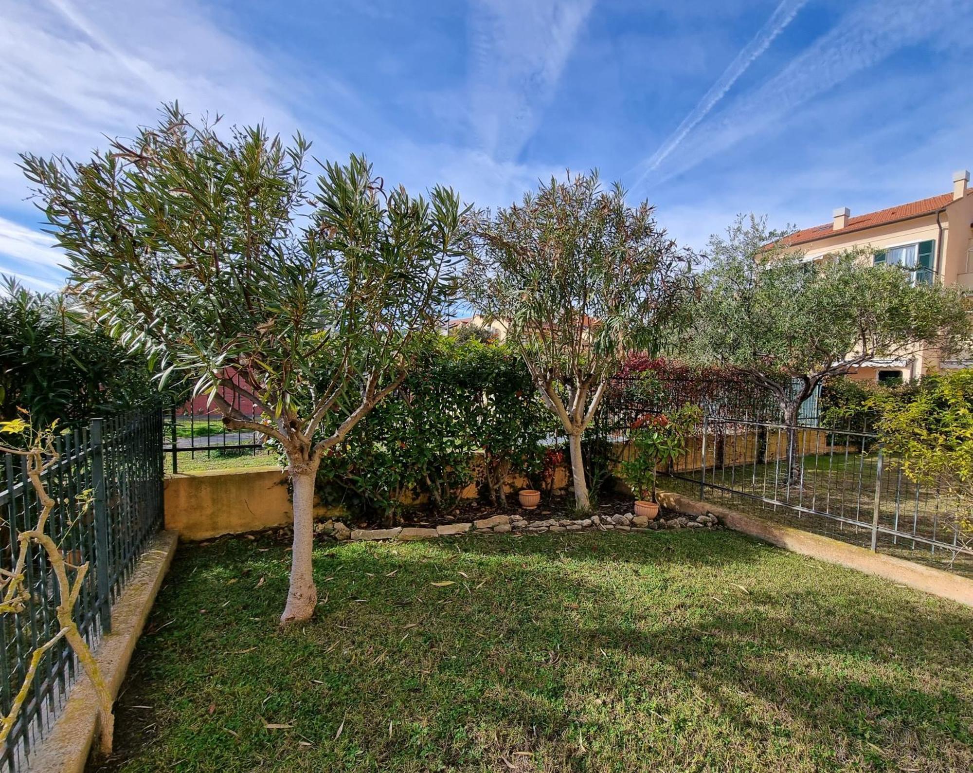 Appartamento La Casa Di Freddy Loano Buitenkant foto